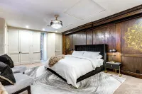 Heated Pool: Tropical Townhome in Wheat Ridge - Boutique