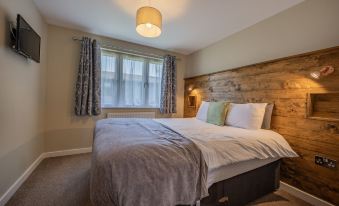 Warren Wood Country Park