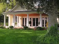Kirkwood Inn Hotels in Mason