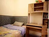 Xinhuo Homestay (Baiyanhu Street)