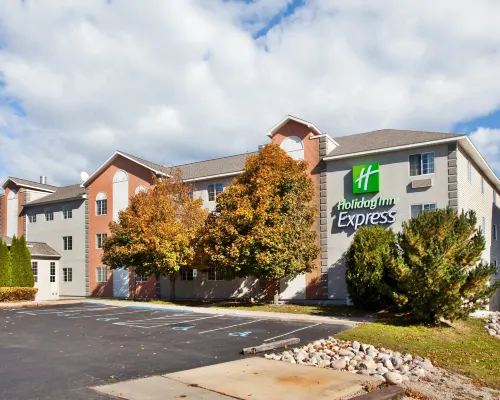 Holiday Inn Express ST. IGNACE-LAKE FRONT by IHG Hotels in Mackinac County