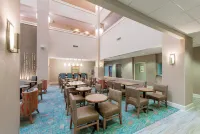 Holiday Inn & Suites LAKE CITY by IHG - parking