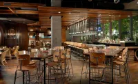 Omni Dallas Hotel - Baarit