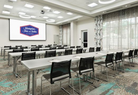 햄프턴 인 & 스위트 애틀란타 벅헤드 플레이스