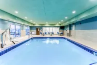 Holiday Inn Express & Suites SPRINGFIELD NORTH by IHG - Pools
