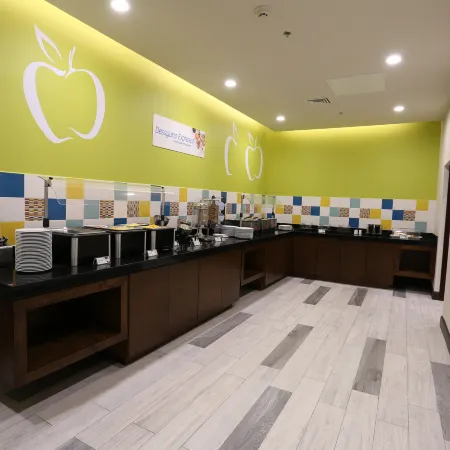 Holiday Inn Express & Suites MEXICALI by IHG