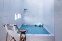 Busan Stay Urban Egg - Private Pools