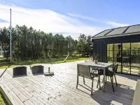 "Sheyla" - 150m from the Sea Hotels in Saeby