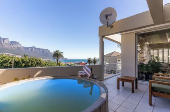 Camps Bay Retreat Hotel Hotel berhampiran Camps Bay Beach