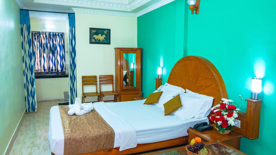 Thekkady Lakeshore Inn