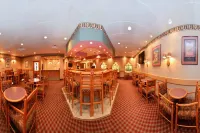 Holiday Inn RIVERTON-CONVENTION CENTER by IHG - Quầy bar