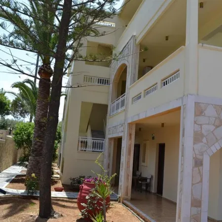 Sunny Suites