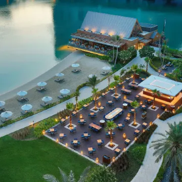Beach Rotana Residences