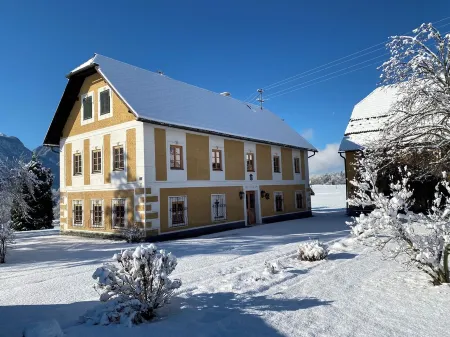 Landhaus mit Sauna und Kamin Отели в г. Гемайнде Зиттерсдорф