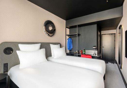 트라이브 부다페스트 스타디움