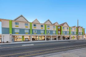 The Waves Hotel, Ascend Hotel Collection