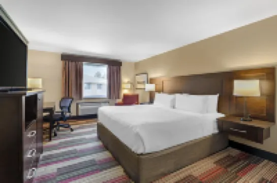 Best Western Plus Stoneridge Inn  Conference Centre Hotels in Middlesex County