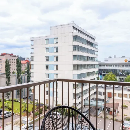 Modern 1BR Home with Sauna & Balcony Hotele w: Lahti