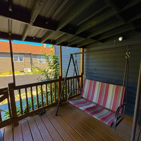 4 bd 10 min to Downtown W D