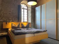 Ab 1 Person: Rittergut Mit Kamin, Fasssauna Und Mehr Nähe Sächsische Schweiz Dresden Hotels in Bischofswerda