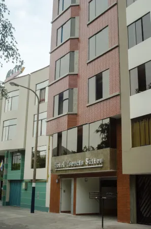 Hotel Esencia Suites