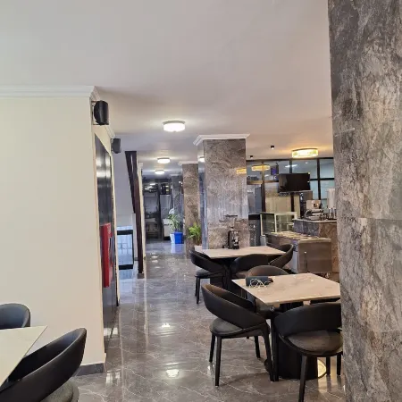 Point Central Hotel