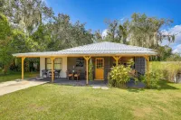 < 1 Mi to Downtown Arcadia: Tranquil Wooded Escape - Homestays