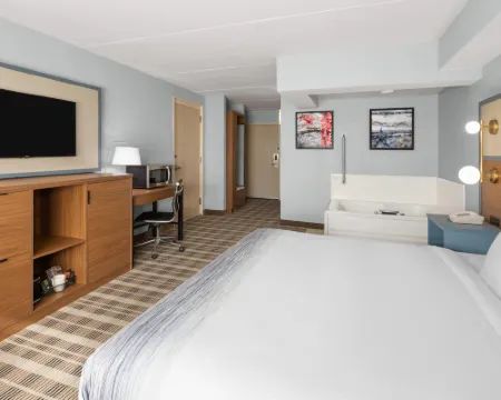 AmericInn by Wyndham Douglas/Saugatuck Hotels in Douglas