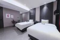 Hotel Zam 101 - Esports