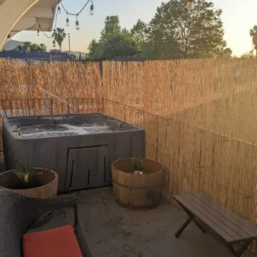 5 Mi to Universal Studios: Family Gem w/ Hot Tub!