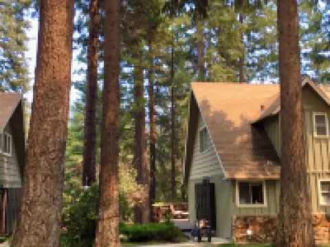Riverfront Cabin on Hamilton Branch · Lake Almanor / Pet-Friendly 플러머스 카운티 호텔