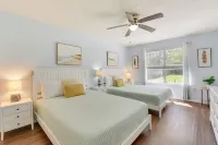 Destin Villa w/ Patio ~ 2 Mi to Miramar Beach! - Villas