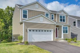 Private Backyard! Spacious Home 25 Mi to Columbus