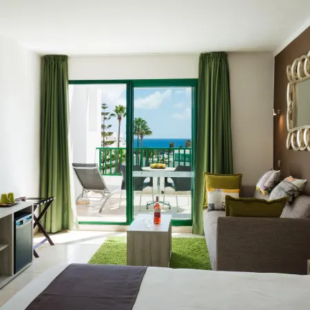 Apartamentos Galeon Playa