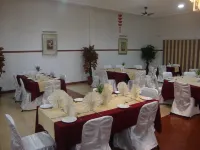 Riverside Hotel and Conference Centre - Desayuno