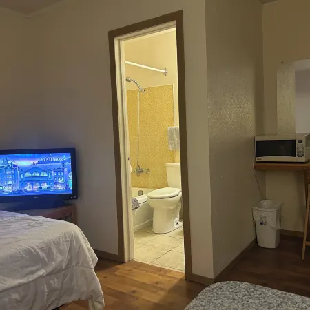 Greenhead Motel Hotels in Unity