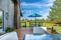 Dock! Riverfront Angler's Oasis in Elizabethton - 3 étoiles