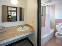 Glenstone Place Extended Stay Motel