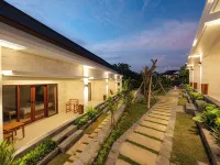 Cove D'Ancak and Bungalow Hotels near Kutuh