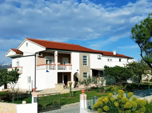 Apartment Tomislav