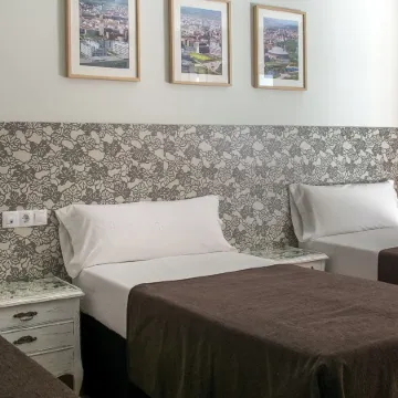 Pensión Laurel Self Check-IN