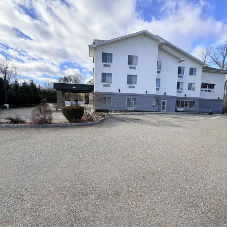 Garner Hotel Mahwah by IHG