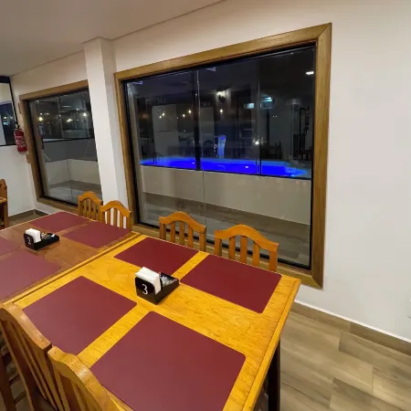 La Roza Hotel and Grill Restaurant
