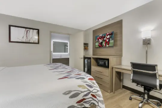 Red Roof Inn Georgetown, KY Hotel a 