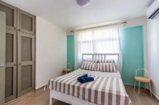 Monte Vista Apartments Hotels in 