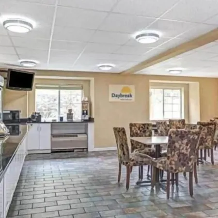 Sturbridge Plaza Hotel