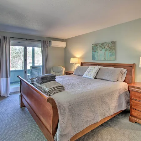 Cozy Bartlett Condo 1 Mi to Attitash Ski Resort!