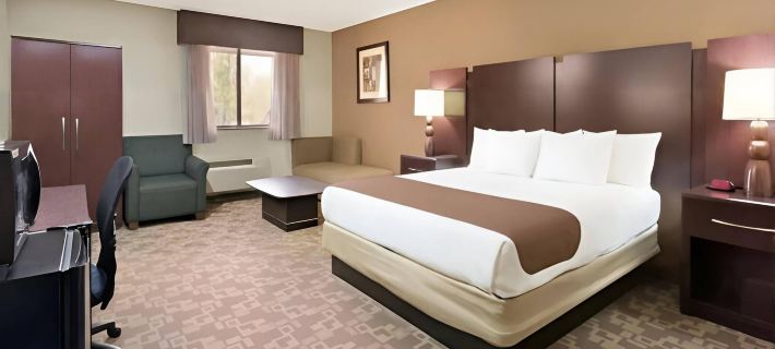 Super 8 by Wyndham Chandler Phoenix Hotels in Chandler