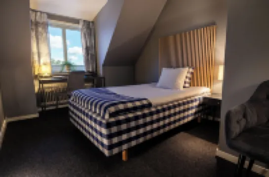 雪平吉萊特艾飯店 住宿飯店