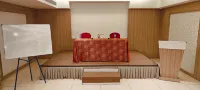 The Mayberry -A Bergamont Group of Hotels - parcheggio